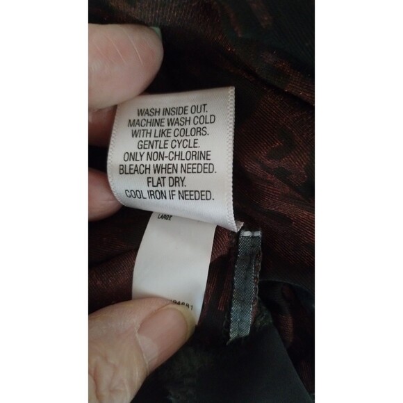 Simply Vera Wang Shirt Womens Size L Red Grey Black Velvet Floral Semi Sheer - Picture 10 of 10